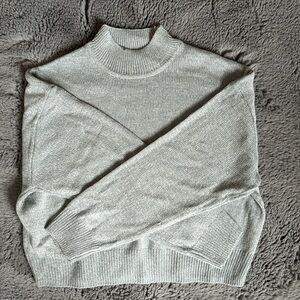 gray knit sweater